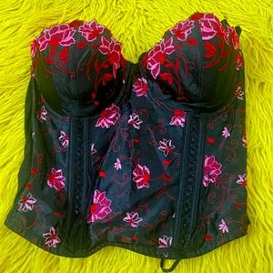 Beautiful Bustier Corset